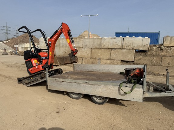 Minibagger Kubota U10-5 - Verladung auf Hänger oder Kipper (optional)